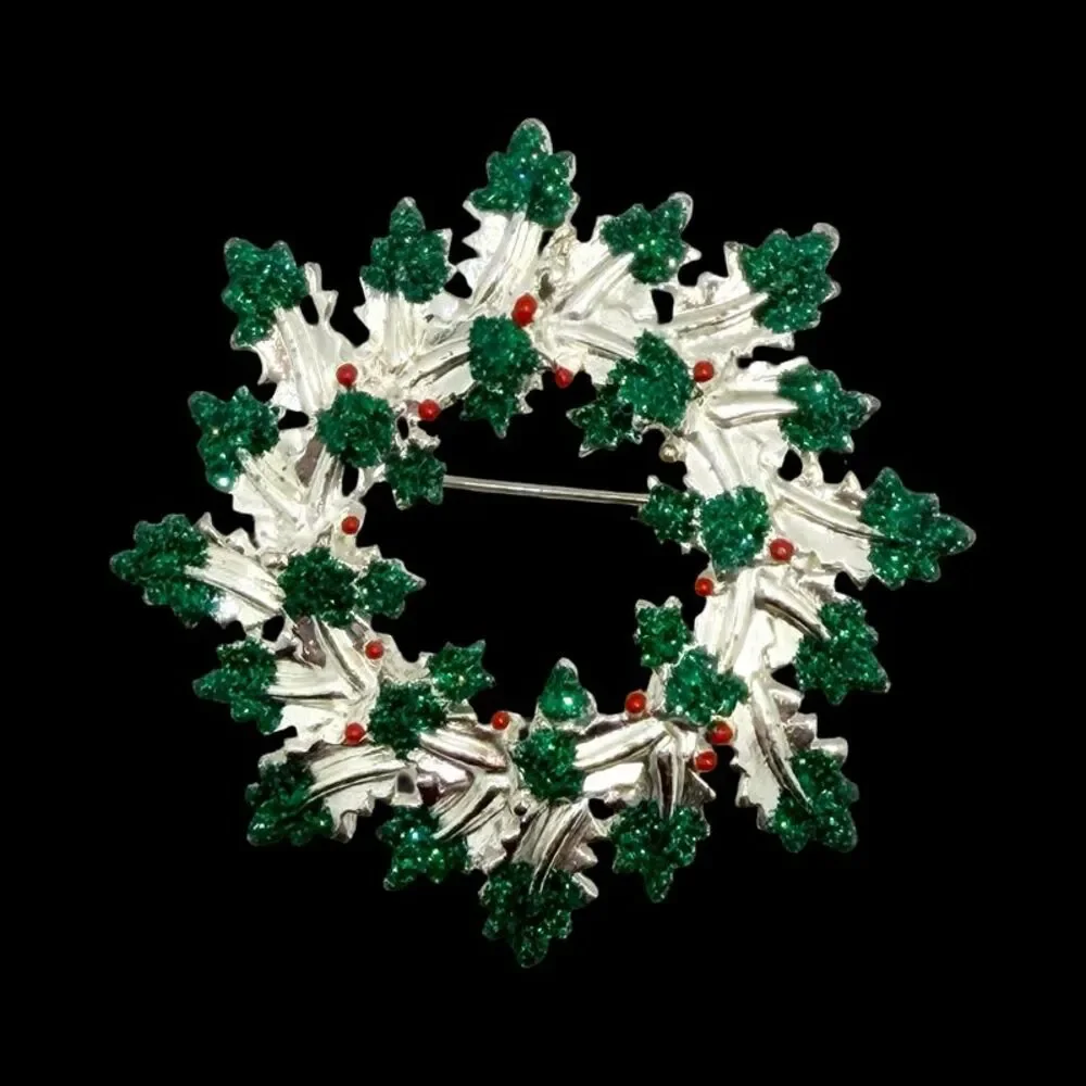 Vintage Danecraft Christmas Green Glitter Wreath Pin Brooch Silver Tone